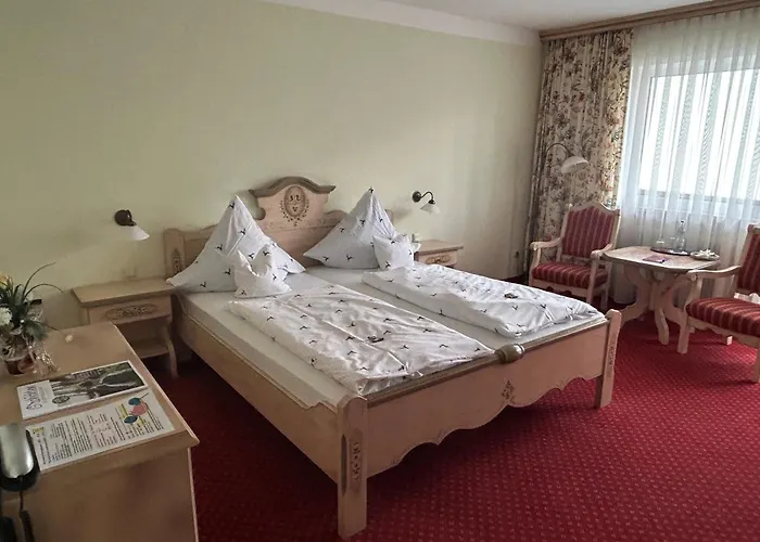 Garni Hubertushof Hotel *